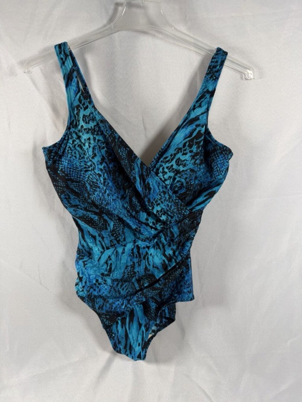 Miraclesuit Oceanus one-piece swimsuit in a blue and black animal print Size 16